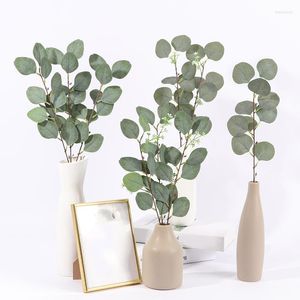 Flores decorativas 1 pieza DIY plantas artificiales ramo de novia falso hojas de eucalipto verde suministros para fiestas