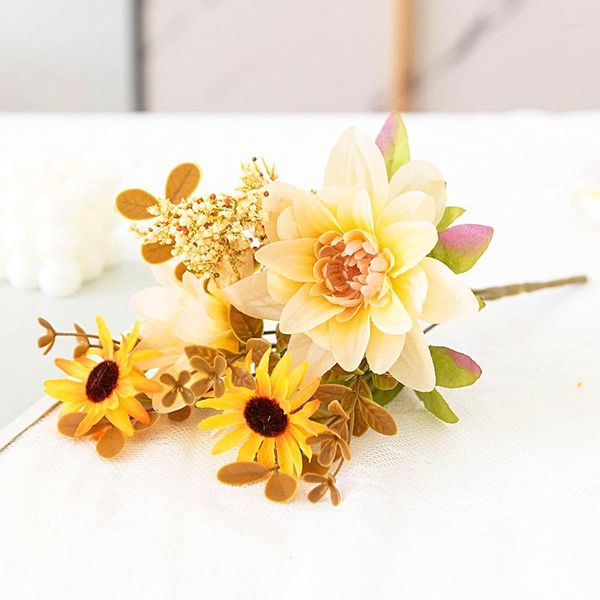 Fleurs décoratives 1PC bricolage décoration de fond 6 tête Dahlia chrysanthème Bouquet Vintage automne maison mariage Simulation à la main
