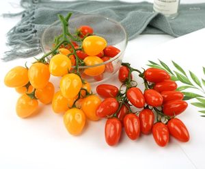 Fleurs décoratives 1Pc faux fruits Simulation tomates cerises décor de fête à la maison accessoire de photographie chaîne artificielle accessoires en mousse
