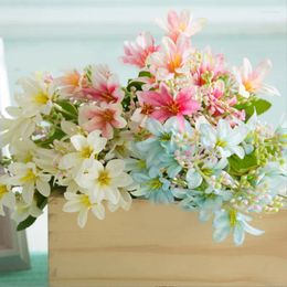 Decoratieve bloemen 1 st mode simulatie 18 koppen kunstmatige lelies bruiloft decor bloemen accessoires multicolor boeket nep
