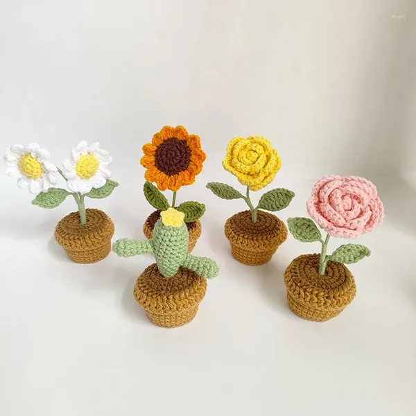 Flores decorativas 1 pieza hecha a mano de ganchillo girasol tulipán rosa flor de punto en maceta acabado bonsái tejido a mano para decoración del hogar