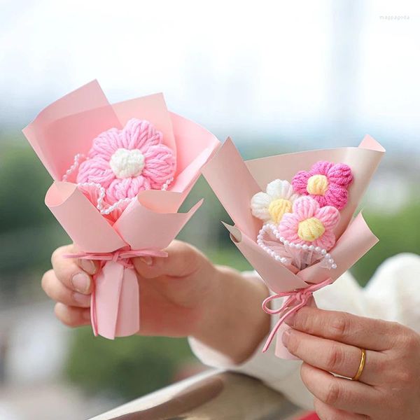 Fleurs décoratives 1 pièce, emballage en maille de perles, Bouquets de fleurs artificielles tissées à la main, fraises tricotées, bouffantes au Crochet colorées