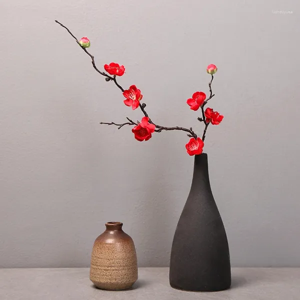 Fleurs décoratives 1PC Branche de fleur de prune simulée de style chinois rouge Zen Zen Vintage Artificiel Silk Flower Living Room Decor