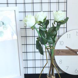 Fleurs décoratives 1pc Rose blanche Branche artificielle DIY SILK FALLE FLORI