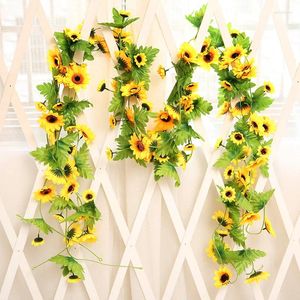 Fleurs décoratives 1pcs Sunflower Mur de rotin panier suspendu salon Home Decor Fleurs Décoration de mariage artificiel
