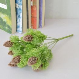 Decoratieve bloemen 2 boeketten Handige nep dennencegel levendig gemakkelijk te verzorgen plastic kerstkrans stimulatieplant