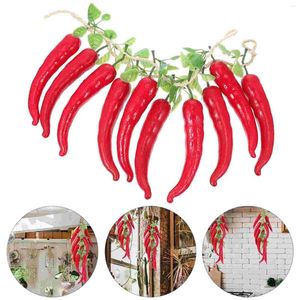 Decoratieve bloemen 2 snaren Simulatie Rode lange peper realistische hangerse decoraties keuken ophangen van chili schuim hangers