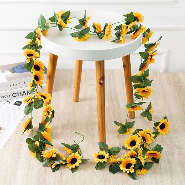 Flores decorativas 2023 Amarillo Girasol Vid Colgante Artificial 2.5M Guirnalda Hojas Seda Falsa Para Fiesta Boda Decoración Del Hogar