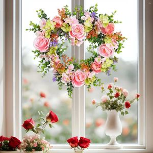 Fleurs décoratives 2024 Saint Valentin en forme de coeur couronne de roses artificielles décoration polyvalente durable pour fenêtre porche