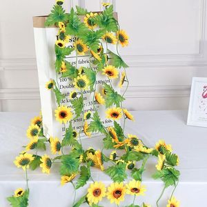 Fleurs décoratives 230cm soie soleil fleur lierre vigne avec des feuilles vertes pour la décoration de mariage à la maison fausse feuille bricolage suspendu guirlande artificielle