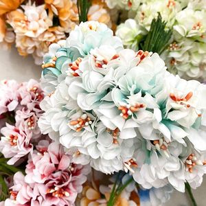 Decoratieve bloemen 24/72pcs 3cm Mini Silk Artificial Flower Bouquet Gradiënt Stam Diy krans Scrapbooking Craft Craft Fake Decor 8