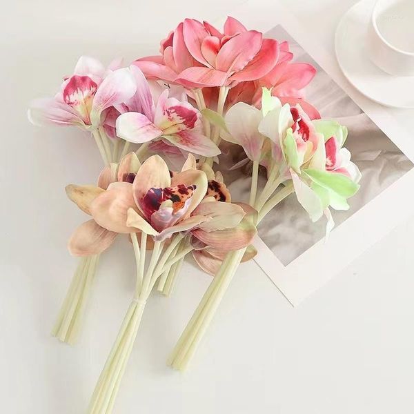 Fleurs décoratives 28cm Simulation Put Bundle Whelan 3D Six-head Feel Phalaenopsis Mariage Extérieur Pography Road House Party Home Decor