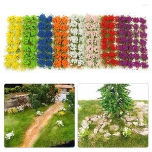 Fleurs décoratives 28 pièces/boîte accessoires paysage bac à sable jeu Simulation Terrain Production sauvage Miniature herbe modèle scène grappe de fleurs