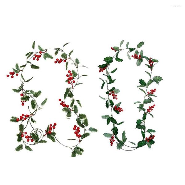 Flores decorativas 2M Guirnalda de vid de pino Bayas rojas Decoración de puerta de pared de ratán Encantadores adornos de árbol de Navidad Corona de Navidad Borde blanco