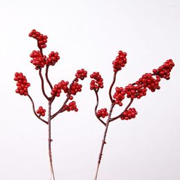 Decoratieve bloemen 2pc Simulatie Mini Red Berries Branch Diy Fake Flower Arrangement Pography Props Christmas Home Party Decorations
