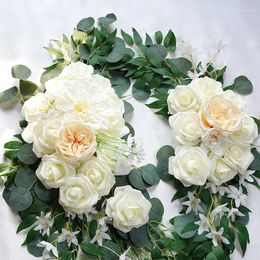 Fleurs décoratives 2pcs Artificiel Corner Triangle Wedding Arch Kit pour la cérémonie de fête Décoration en toile de fond