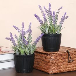 Decoratieve bloemen 2 stks Simulatie Lavendel Exquise potplant Geschikt voor huizendecoratie Desktop Foyer Garden Office en andere locaties