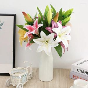 Decoratieve bloemen 3 hoofd Artificia Lily Flower Wedding Home Decor Pography Arrangement Fake Decoration ornamenten