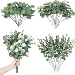 Fleurs décoratives 30 / 60pcs 3 types eucalyptus artificiels tiges de feuilles de fleur de plante en soie pour vase Fleur de mariage floral