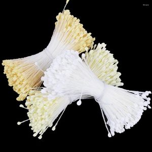 Fleurs décoratives 300pcs / Lot Aléatoire Mixte Double Têtes À La Main 2mm Artificielle Fleur Étamine Pistil Pour DIY Décoration De Mariage C0111