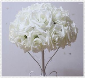 Fleurs décoratives 30cm 10 pcs Rose Kissing Ball Artificial Silk Flower Wedding Decoration Ivory Color-2023 Ly Design
