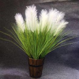 Decoratieve bloemen 33 '' 5 hoofden Pampas Grass Grote kunstmatige bulrush Reed Gedroogd voor vaasvuller boerderij Home Wedding Decor