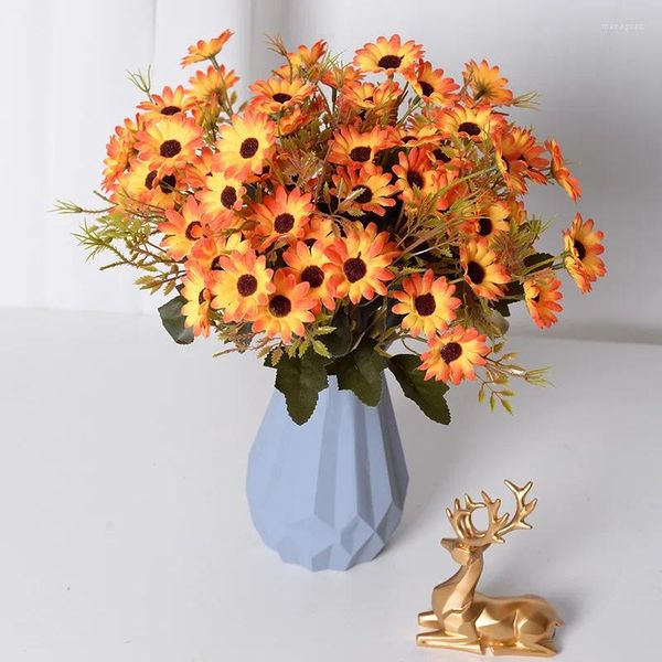 Flores decorativas 33 cm Daisy Pequeña flor artificial Ramo de flores PU Decoraciones de sala de estar falsas Mesa Boda Ambiente América Amante