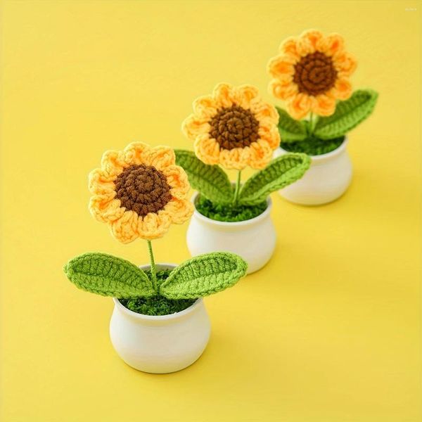Fleurs décoratives 3pcs Pottes de fleurs de tournesol en laine artificielle Produits à la main Decorations tissées Office de rembourrage de bureau