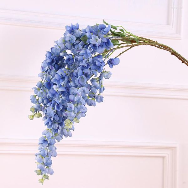 Flores decorativas 3 piezas Wisteria Flor artificial Cadena Techo Madera El vestíbulo Colgante de pared Decoración de la boda Simulación Flore Rattan