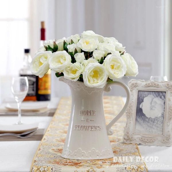 Fleurs décoratives 4 bouquets / lot!Thé à thé de rose de haute qualité Bouquet de soie artificielle Décoration de la maison de mariée