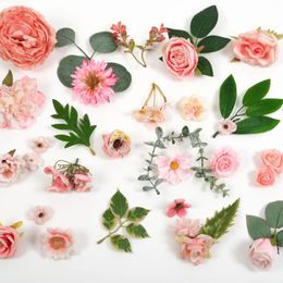 Fleurs décoratives 47pcs mélange rose artificiel de fleur de soie de fleur de tête de feuille de tête de feuille de feuille en liberté pour bouquets d'artisanat bricolage couronne de guirlande décor