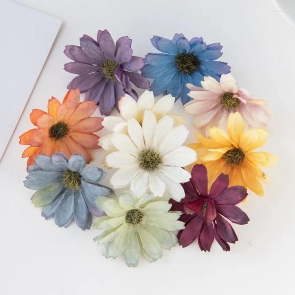 Fleurs décoratives 5 / 10pcs Silk Daisy Scrapbooking Christmas POPS pour la décoration de mariage à la maison DIY OUTDOOOR MATÉRIEL