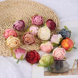 Fleurs décoratives 5 / 10pcs Silk Roses Fleur Scrapbooking Couronnes artificielles Cadeaux de bricolage