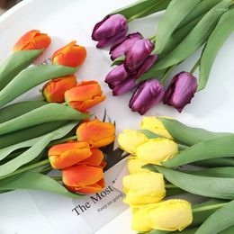 Fleurs décoratives 5 / 10pcs Tulip Real Touch Artificial Wedding Decor Home Garden Furonçage décoration bouquet faux multicolore