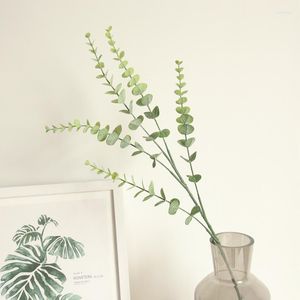 Decoratieve bloemen 5 Forks Plastic Simulatie Tak Eucalyptus Display Bloem Huis Wedding Decoratie Artificiële boeket Fake Plant