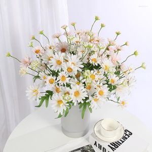 Fleurs décoratives 5 tête marguerite bouquet de mariée artificielle pour la décoration de mariage faux plantes de tournesol jardin salon décor à la maison