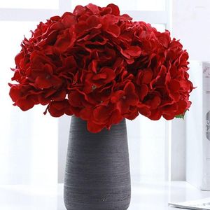 Fleurs décoratives 5 têtes Mallorca Hortensia Bundles Fleur simulée Salle de mariage Décoration Accueil Arche Porte Chemin Mur