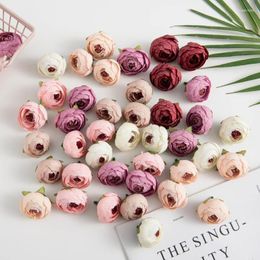 Fleurs décoratives 50 / 100pcs Roses de thé de soie artificielle Bud DIY CONDITIONS BOX CANDY DÉCORATIONS DE NORI