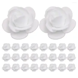 Fleurs décoratives 50 PCS Simulation artificielle Décoration de la tête rose pour le mariage Craft de bricolage fabriquant une mariée blanche