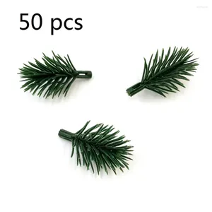 Fleurs décoratives 50pcs aiguilles de pin artificielles Feuilles vertes Branches 4cm / 1,57 