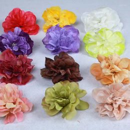 Fleurs décoratives 50pcs / lot 12cm Simulation tête de fleur Rose Big Heads Party de mariage Matériaux de décoration artificielle de maison artificielle