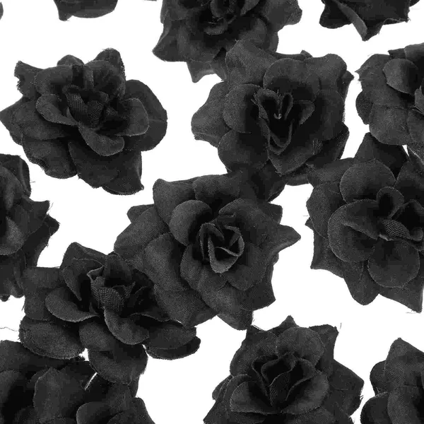 Fleurs décoratives 50pcs têtes de fleurs de roses en soie pour embellissement de vêtements de chapeau (noir)