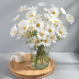 Fleurs décoratives 52 cm Marguerite blanche Tissus non tissés Bouquet de fleurs artificielles de haute qualité Saint-Valentin Accessoires de décoration de la maison Mariage