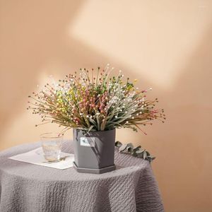 Decoratieve bloemen 5 -st simulatie Plastic erwten gras kunstmatige planten voor huisbloempotten nep -bruiloft muur achtergronden