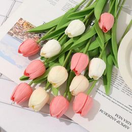 Fleurs décoratives 5pcs 30cm Tulip Fleur artificielle simulée de simulation de simulation Plant de mariage Décoration pour la maison