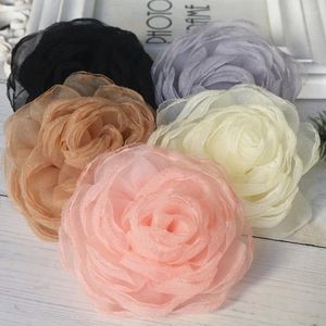 Fleurs décoratives 5 pièces 9CM tissu Organza de gaze fait à la main tête artificielle robe de mariée décoration accessoires pour la maison bricolage fausse fleur