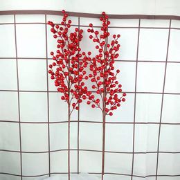 Decoratieve bloemen 5 -stks kunstmatige plant rode bessen huis kerstdecoratie accessoires nepplanten buiten decor ambachtelijke benodigdheden simulatie