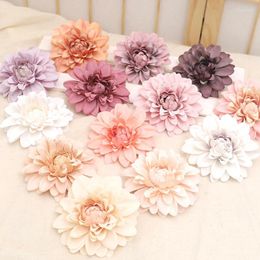 Fleurs décoratives 5 pièces Dahlia têtes artificielles pour mariage décoration de noël Rose bricolage couronne boîte-cadeau Scrapbook soie fausse tête de fleur