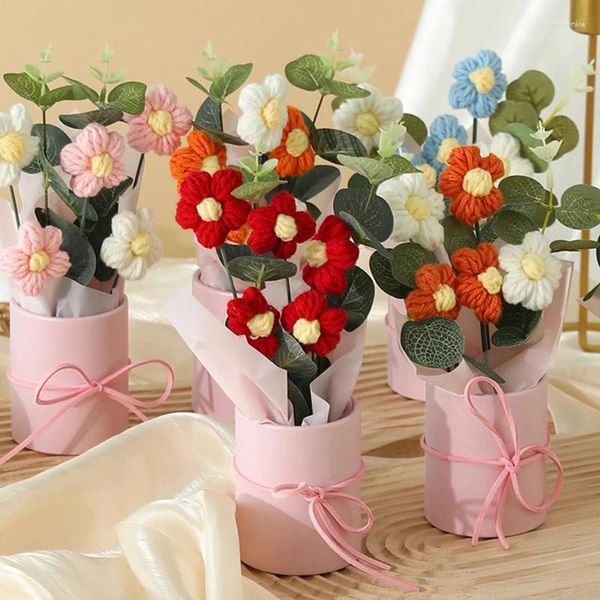 Fleurs décoratives 5pcs Bouquet en peluche tricotée à main