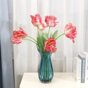 Fleurs décoratives 5pcs Silk haut de gamme Tulip Artificiel Home Decoration Living Room Ornaments Fake Tulips Bridal Bouquet Wedding Party Decor